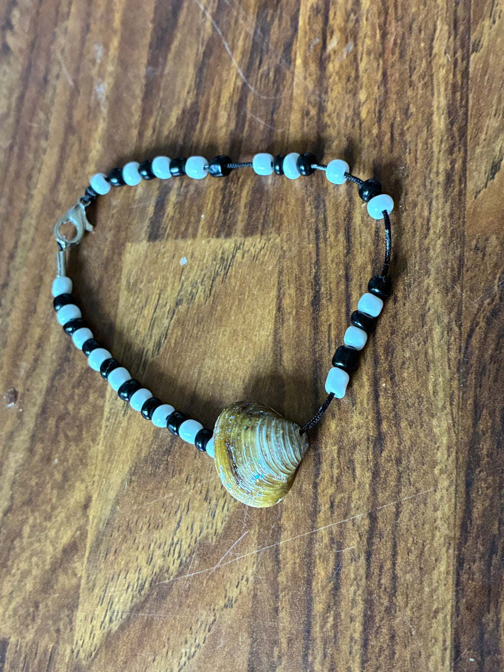 Handmade Shell & Bead Bracelet — OMB Family Farms