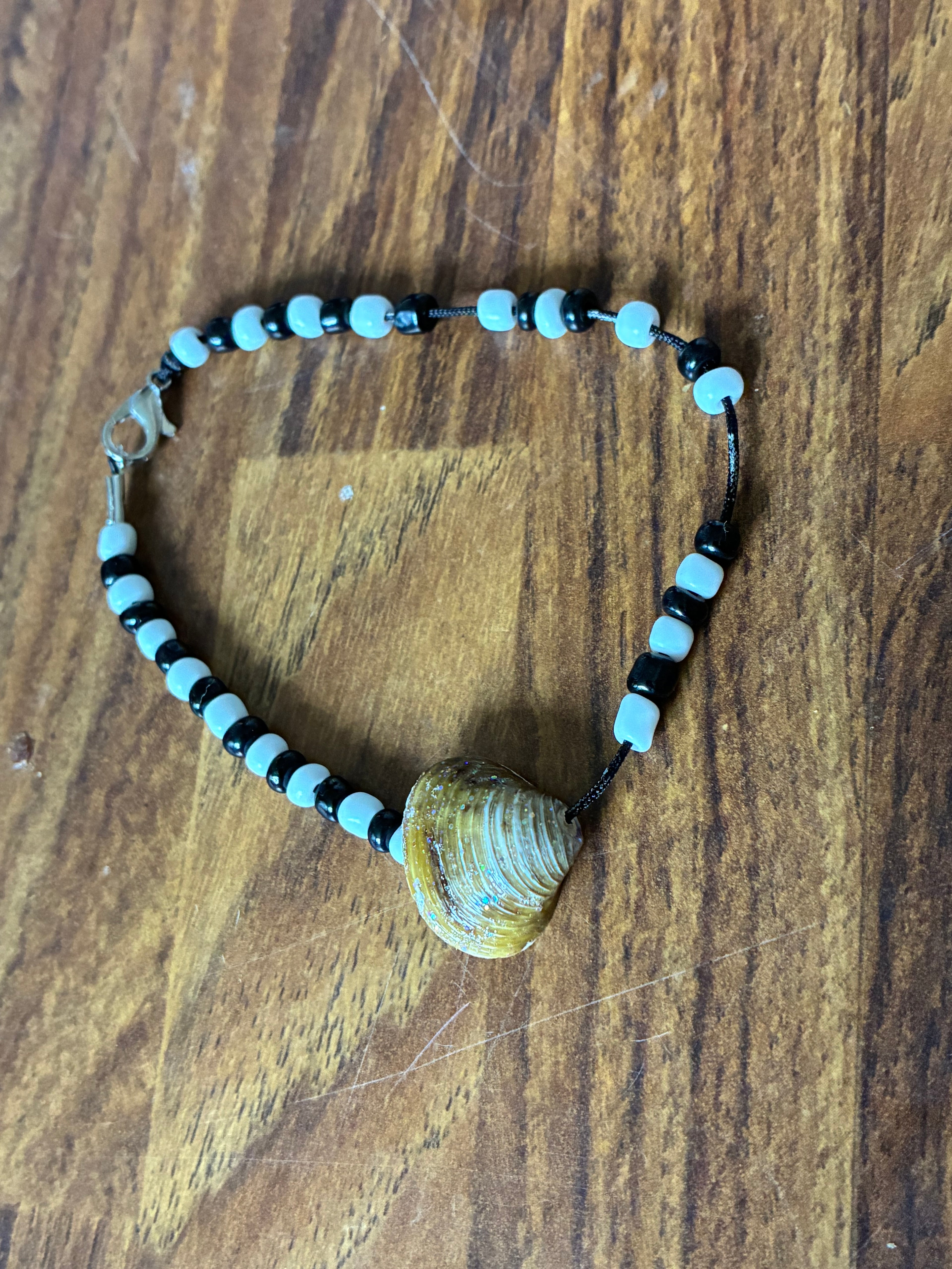 Handmade Shell & Bead Bracelet — OMB Family Farms