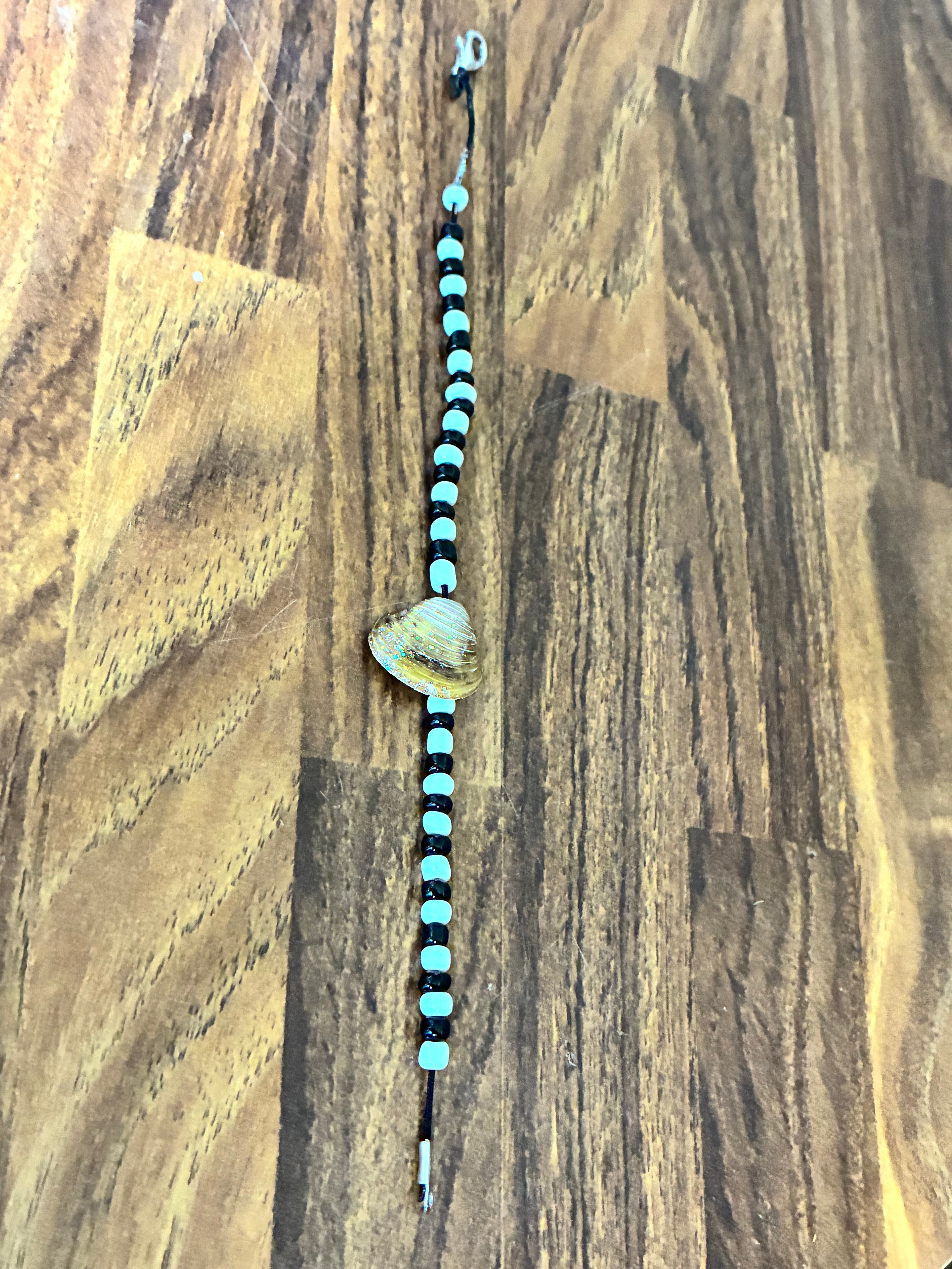 Handmade Shell & Bead Bracelet — OMB Family Farms